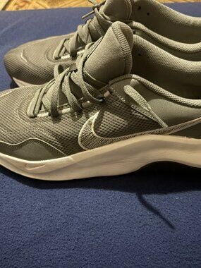 Men's Nike shoes size 13 wide
